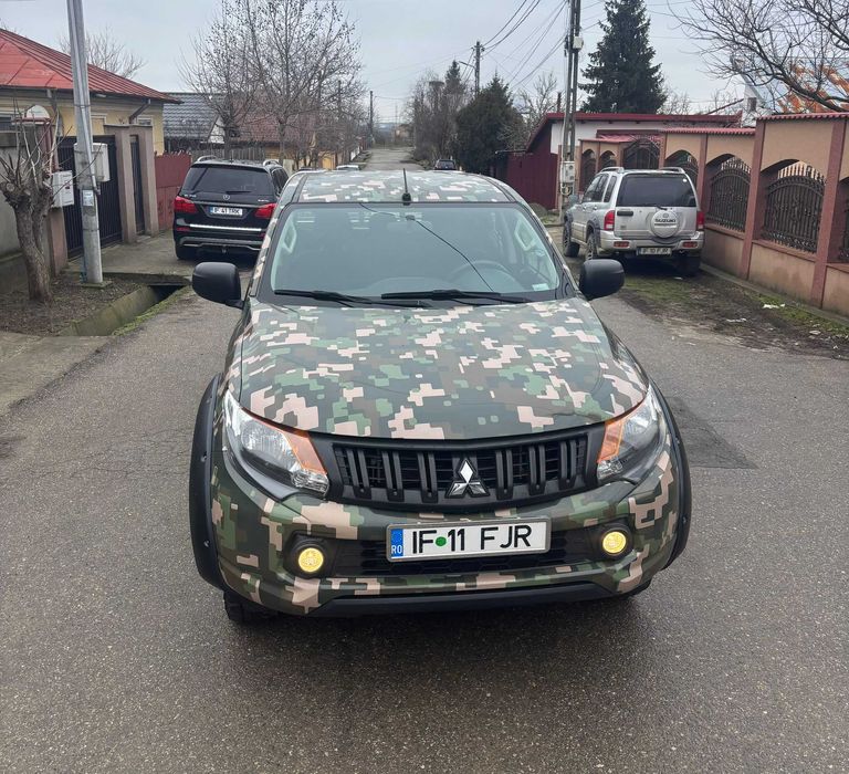 Mitsubishi L200 Double Cab M/T Instyle