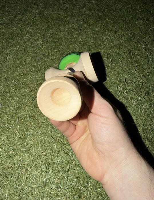 Kendama slaydawg x tama israel