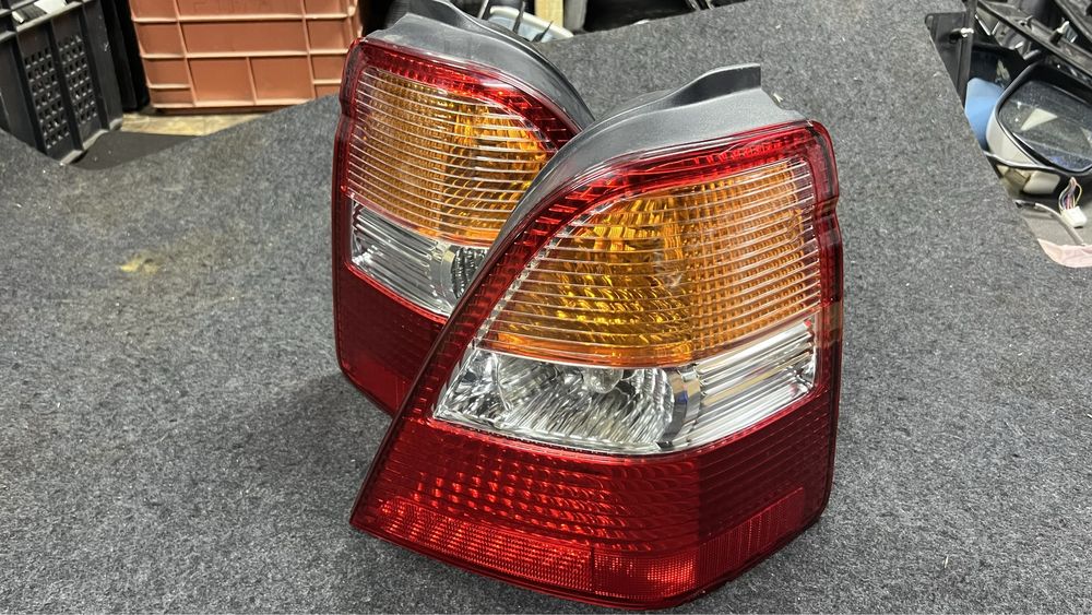 Задний фонарь Хонда Одиссей 2001