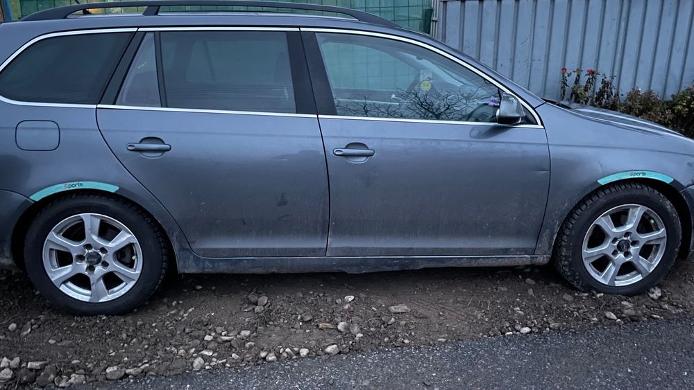 Vând golf 5 2008
