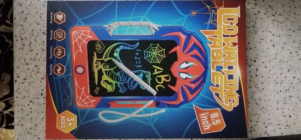 Продам детские игрушки для мальчиков и девочек