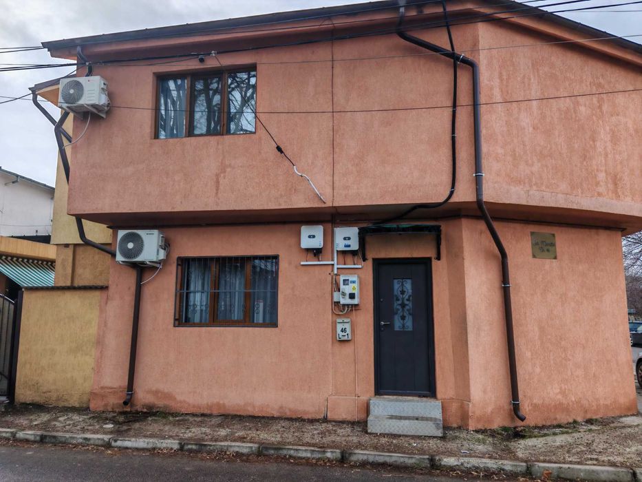 Închirieri 2 apartamente