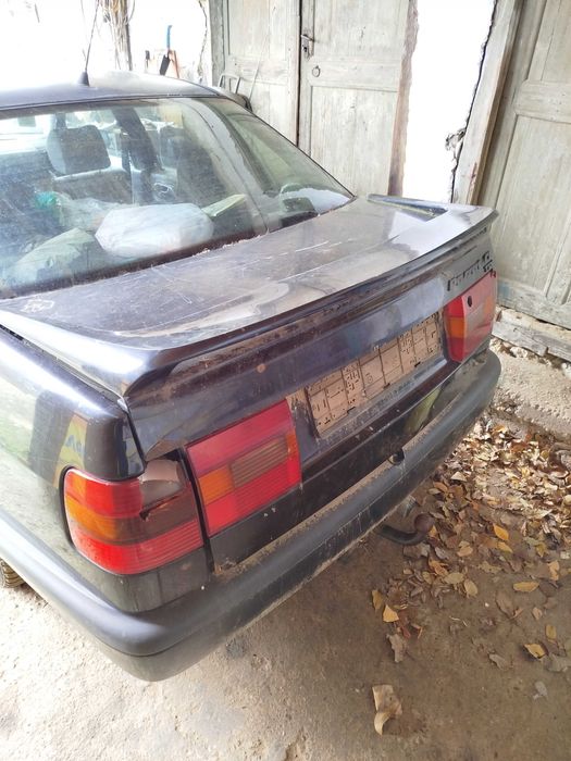 Теглич за пасат б4