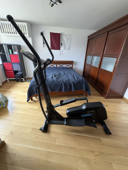 Bicicletă Eliptică Capital Sports Helix Pro - Volantă 20kg, Bluetooth