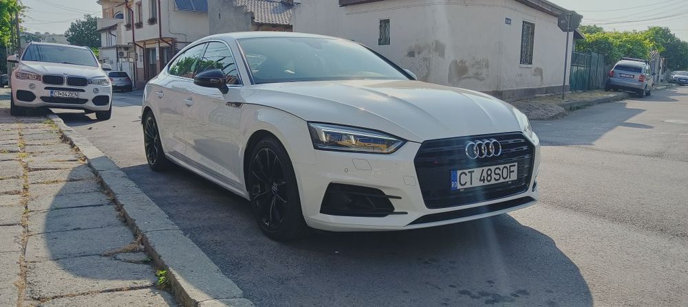 Vând Audi A5 F5 Matrix