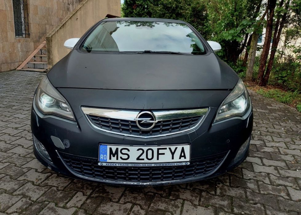OPEL Astra 2011 — imagine 2