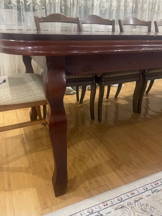 Стол размером 1,10х3,5 м