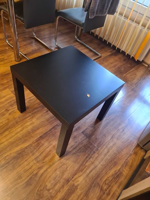 Продавам мебели..