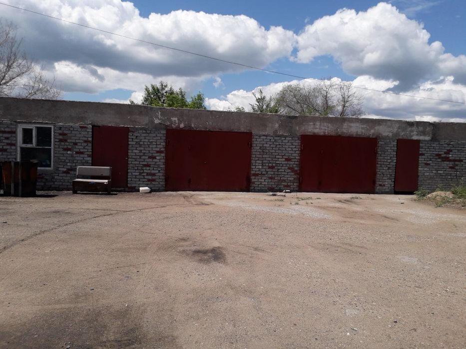 Продам коттедж ,3 уровня,