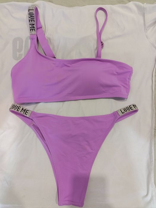 Продам купальник новый