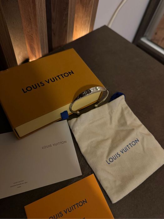 Louis Vuitton Monogram гривна – сребрист цвят