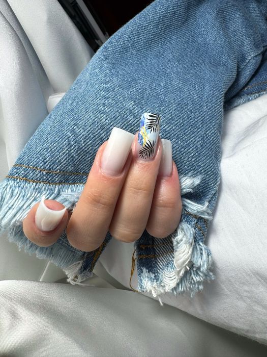 Unghii cu gel si oja semipermanenta/ pedichiura