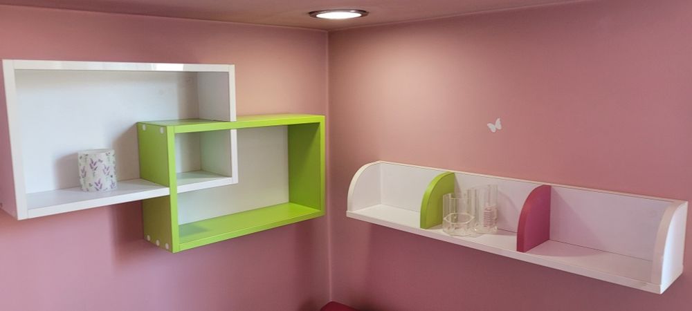 Mobilier cameră fete