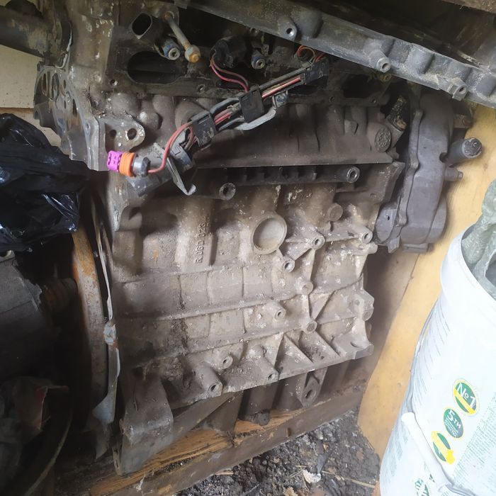 Продам двигатель на Пассат