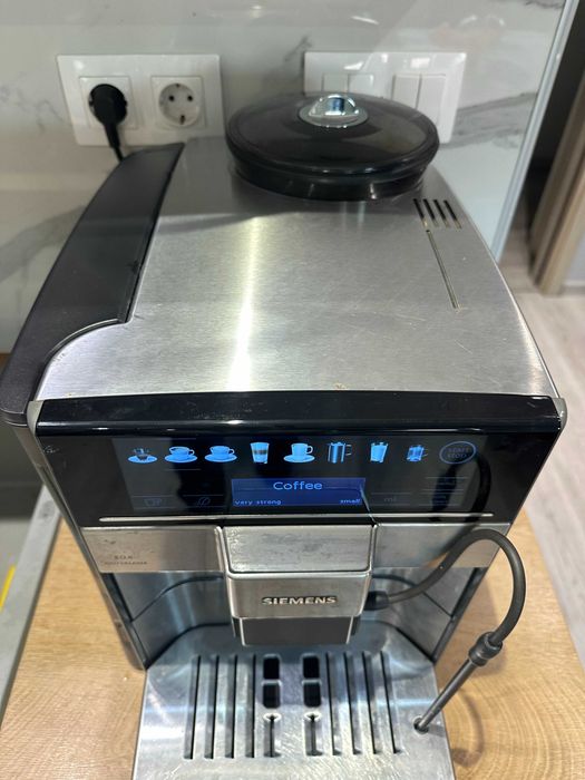 Кафемашина кафеавтомат каферобот Siemens EQ.6 Extraklasse EQ6  S700