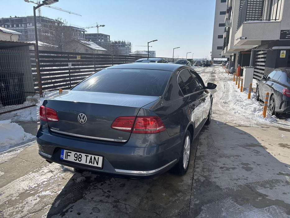 Vând Passat B7 2011 motor 1.6 Nov. Mașină Personală.