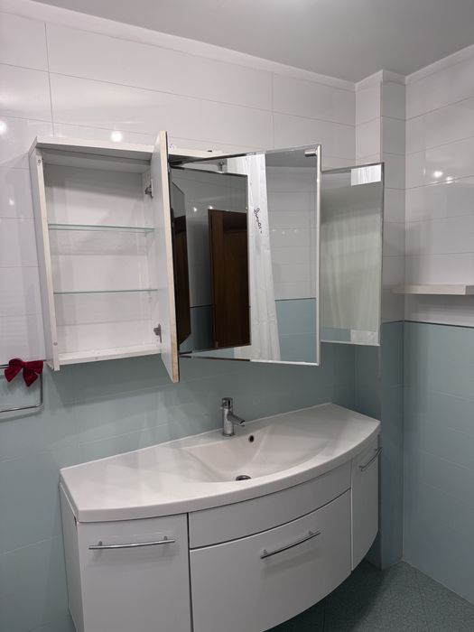 Mobilier baie, lavoar