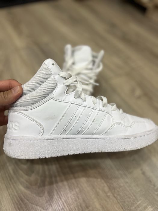 ADIDAS кроссовки ОРИГИНАЛ продаю