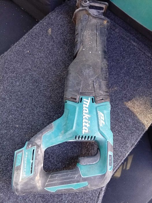 Circular Makita , fierăstrău tip sabie