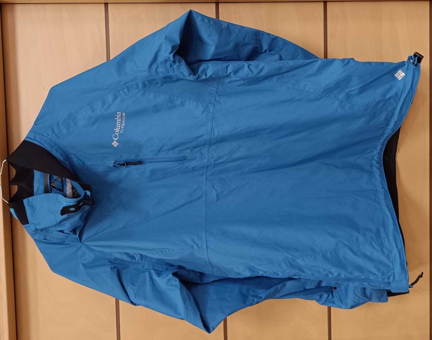 Columbia®-Omni-Tech™-Много Запазено