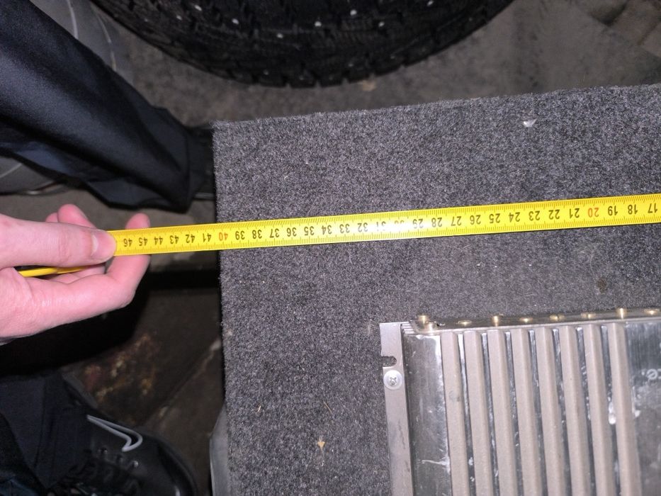 Продам сабвуфер для автомобиля