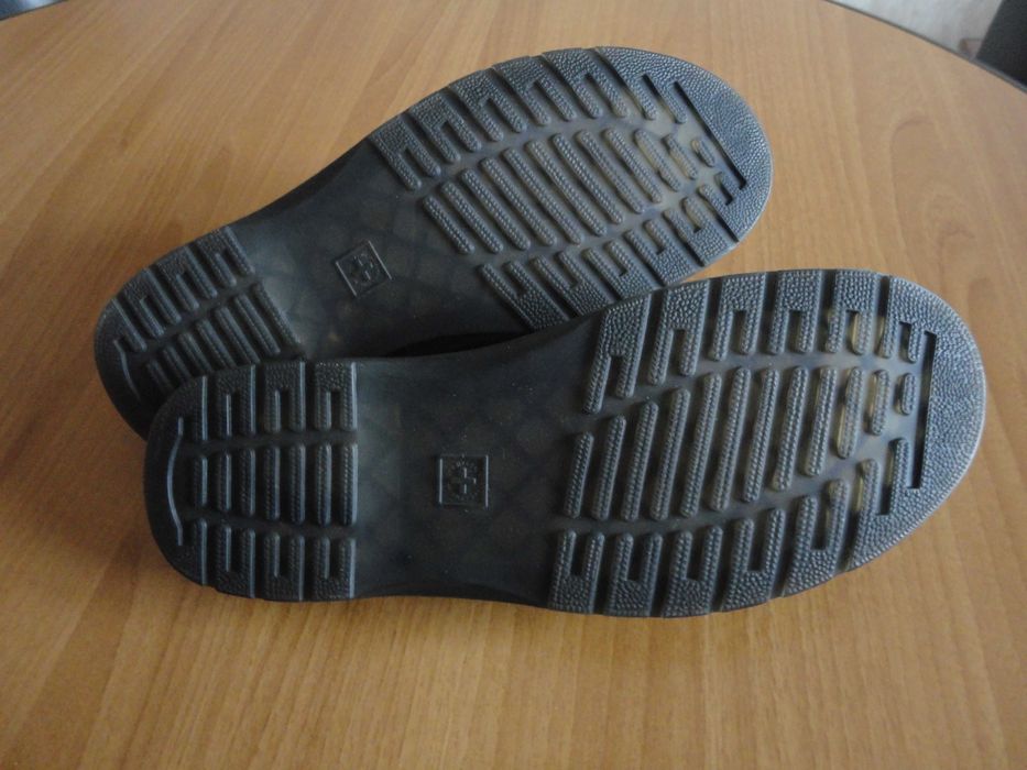 N44 Dr. Martens/нови/оригинални мъжки чехли