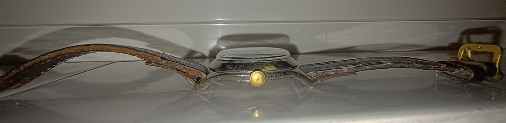 Ceas de mână Vintage / Trench Watch (posibil cca. 1910-1920) - Cadran Email, Funcțional