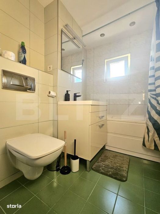 Apartament 4 camere, decomandat zona de Nord