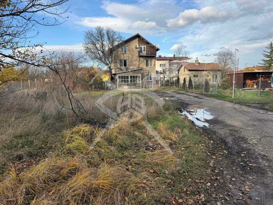 Продава се Парцел в с. Волуяк, Област София-град - 550 кв.м за 182 €/кв.м - Снимка #1