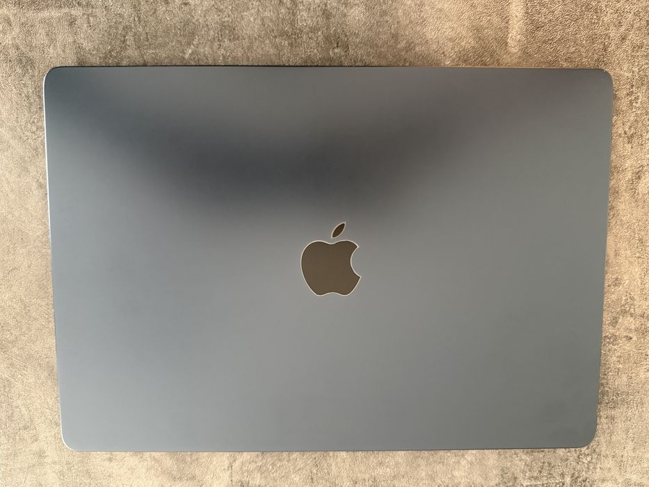 Macbook Air M3 16/512