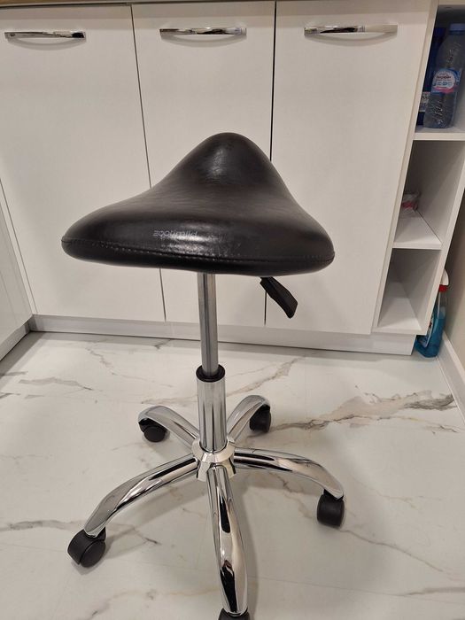 Стол на стоматолога, зъболекарски стол, стоматологичен стол