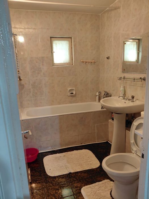 Închiriere apartament 2 camere