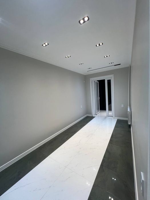 Продаётся Своя НеЖилое Помещения Чиланзар -14 кв