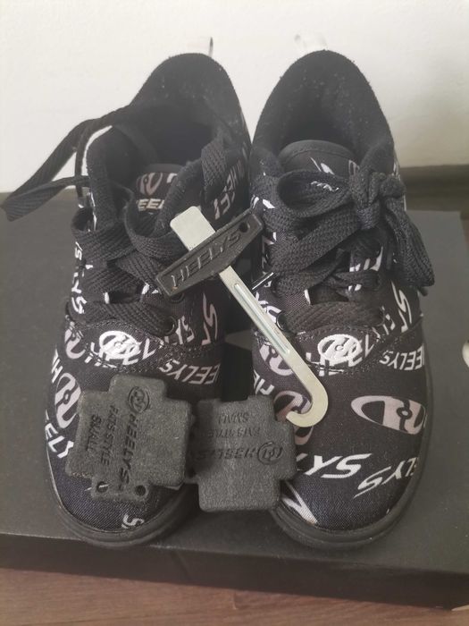 Heelys adidași cu roata