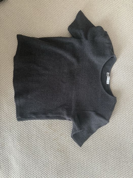 Серый топ футболка