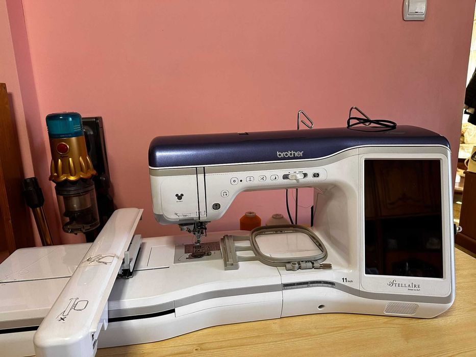Masina de brodat Brother Stellaire Innov-is xj1