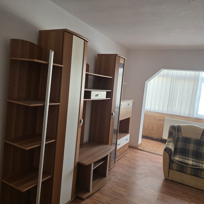 Ap 3 camere  de vanzare
