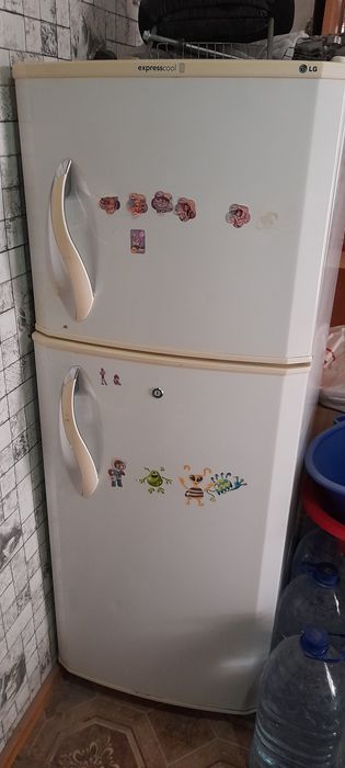 Холодильник LG двухкамерный