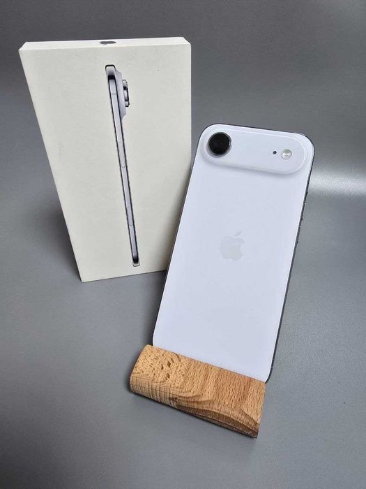 Смартфон Apple iPhone Air (e-sim) 256 Гб.(Лот 980986) г Атбасар