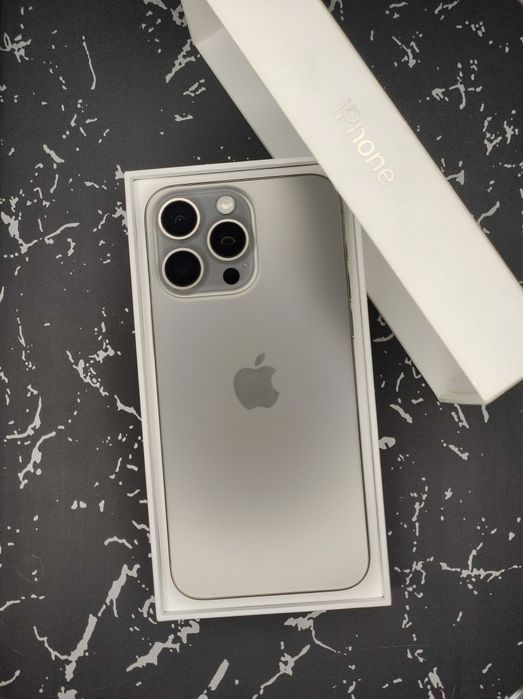 iPhone 15 Pro Max  Duall