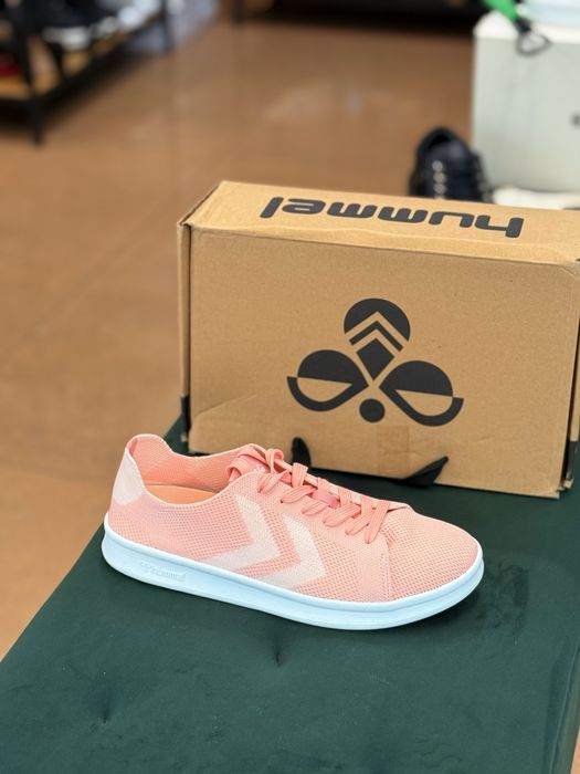 Ежедневни дамски маратонли Hummel