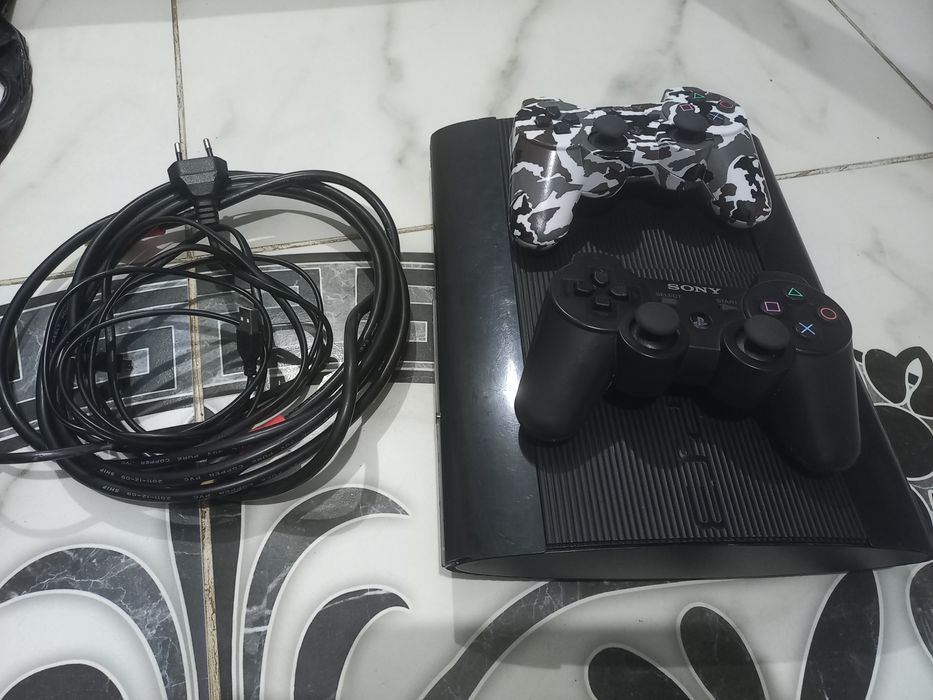 Плэйстэйшн 3 супер слим