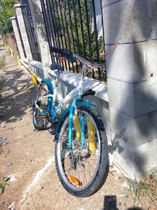 Vând! Se vinde două biciclete de firmă!