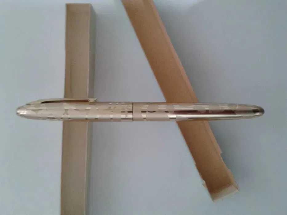 Stilou anii 70 WHITE FEATHER ca NOU