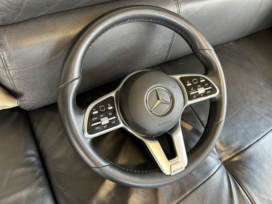 Кожен волан AMG с Airbag за Mercedes W213 W257 W243 W205 W247 W177