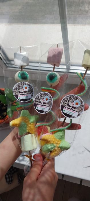 Мармелад на шпажках, в стаканчике