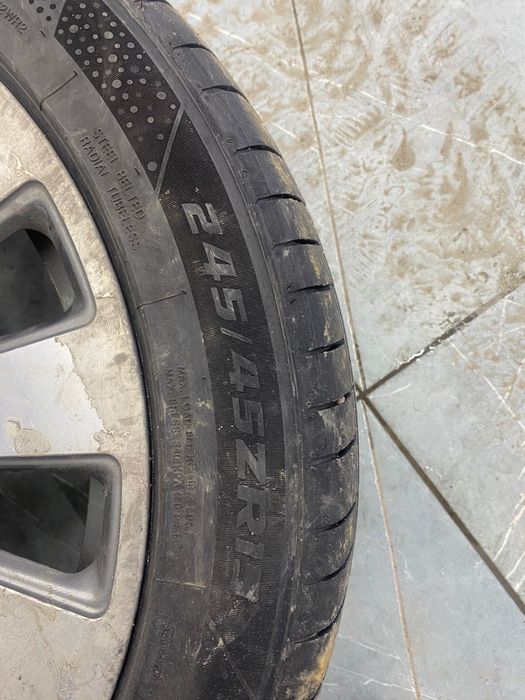 Продам идеальные Диски R19