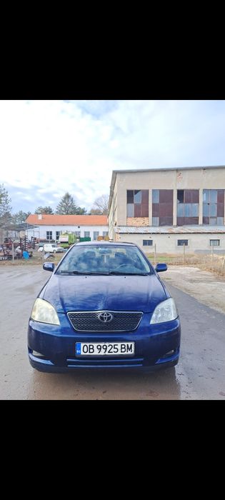 Продавам Тойота Корола 2.0 90 коня дизел