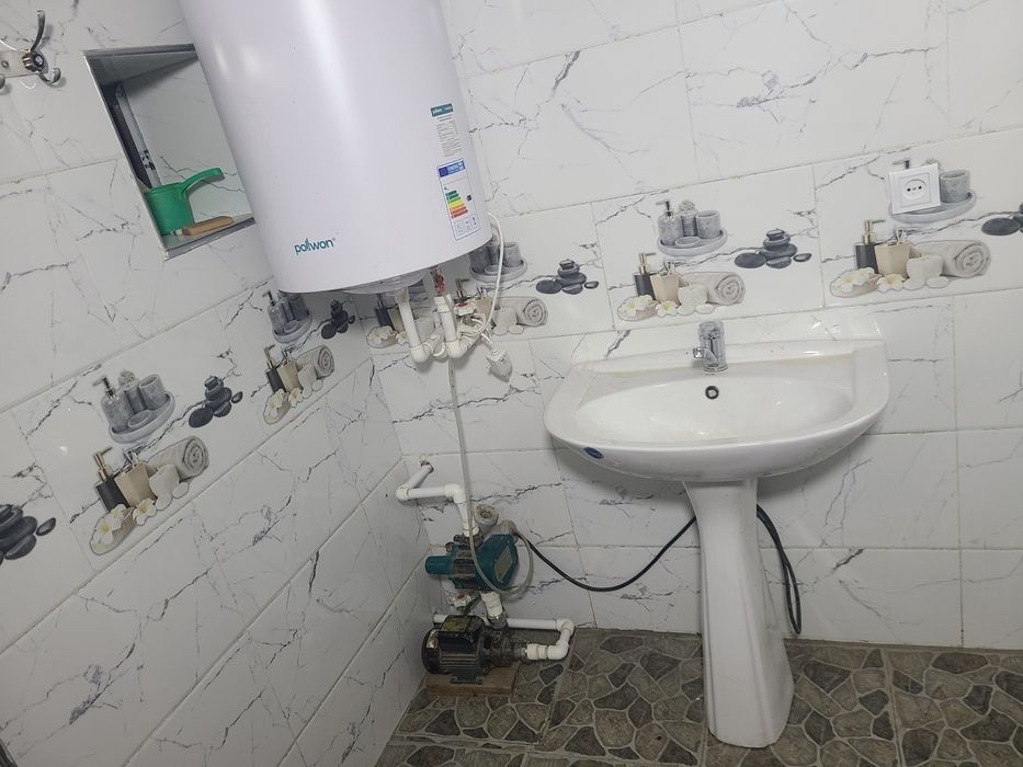 Manzil 25 yuli Maleka restarani