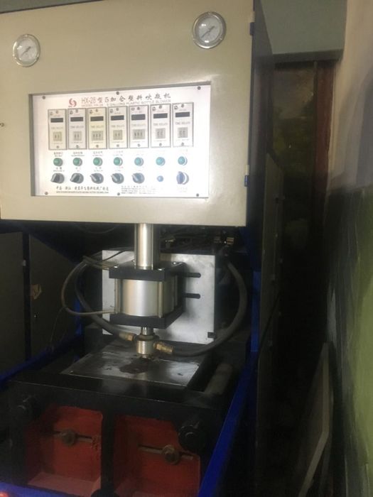 Аппарат для выдува Пэт-бутылок 19л